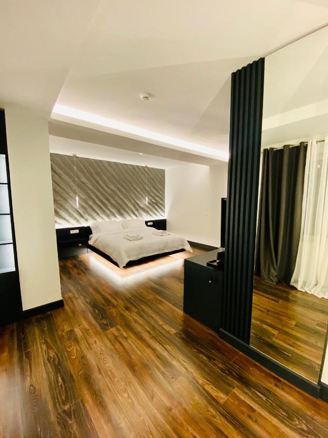 Tirana Central Rooms Exteriör bild