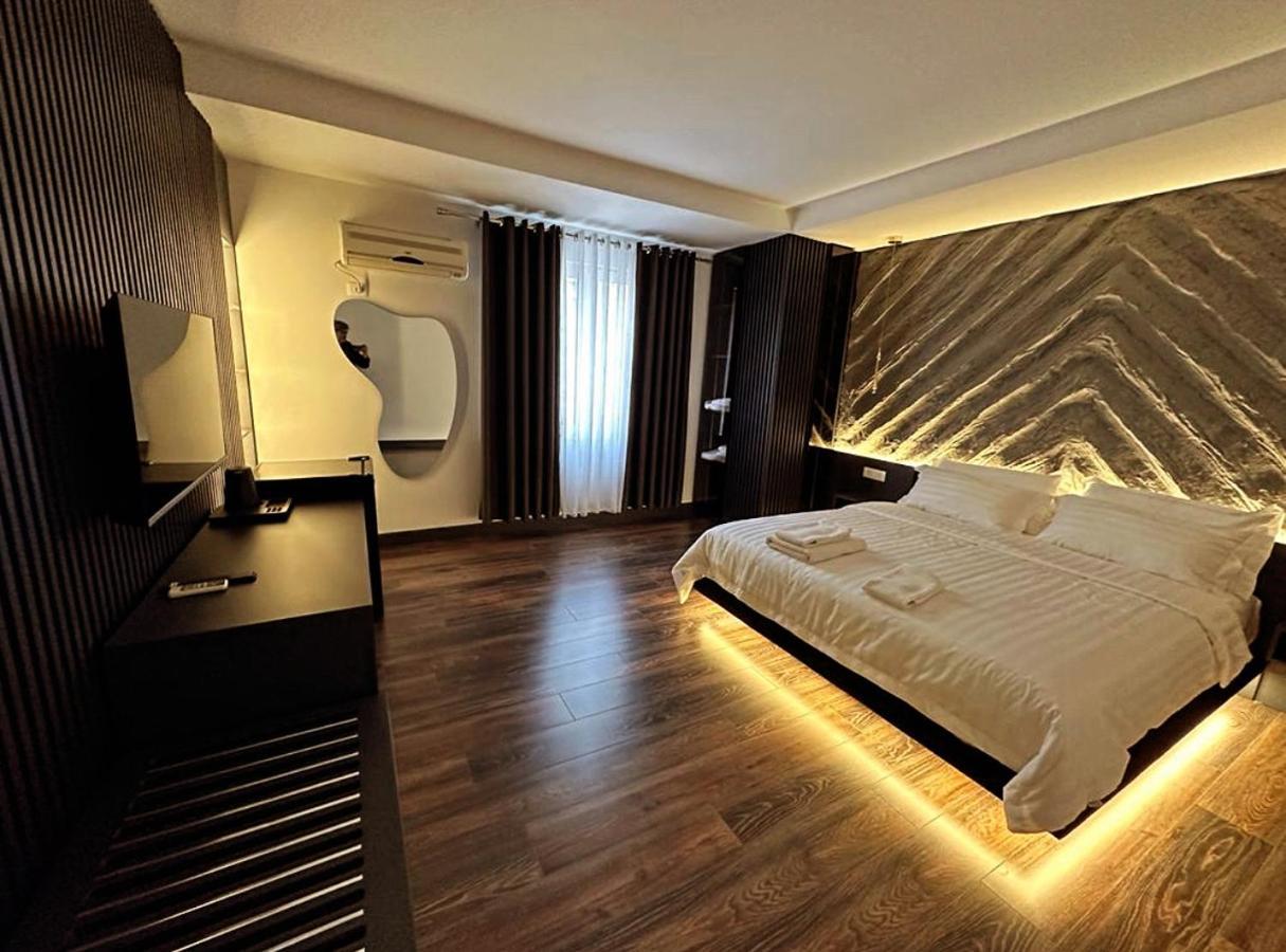 Tirana Central Rooms Exteriör bild