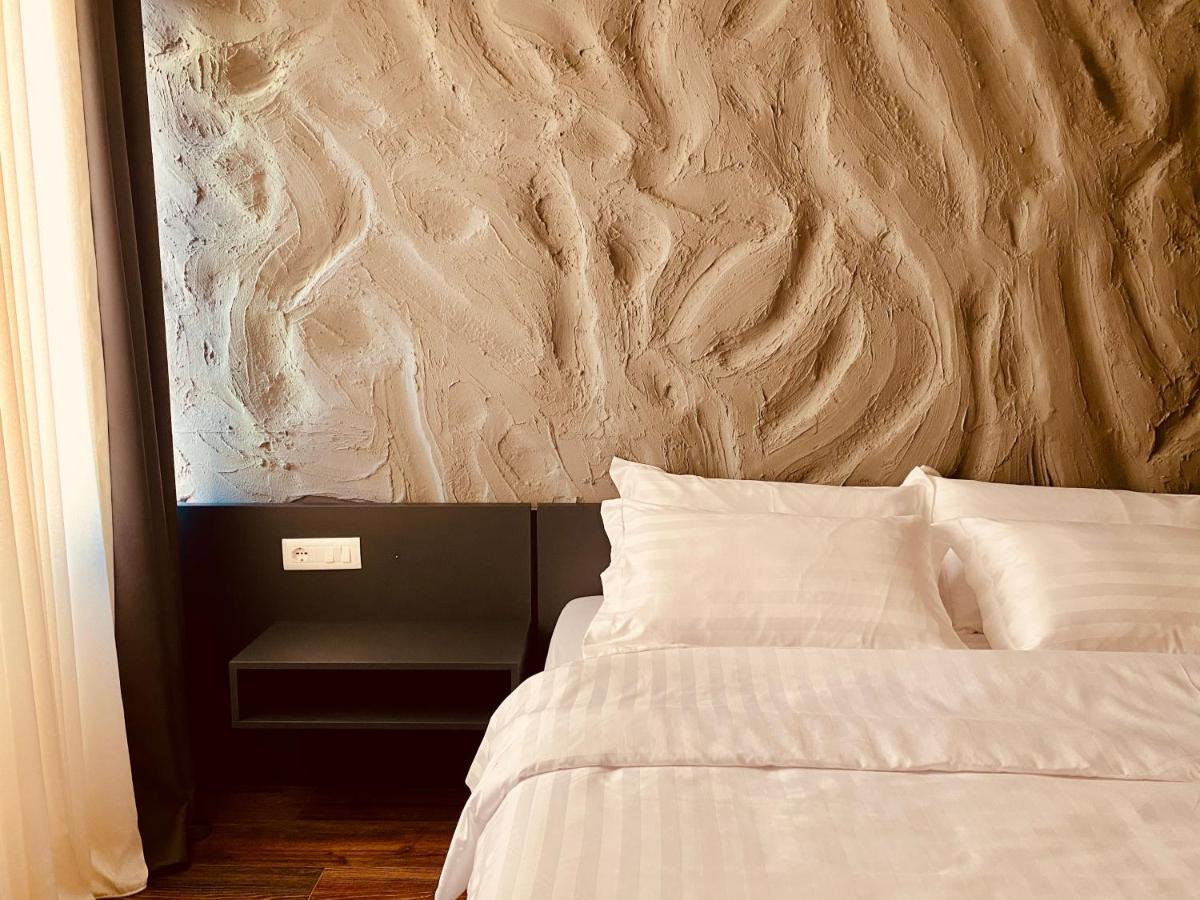 Tirana Central Rooms Exteriör bild