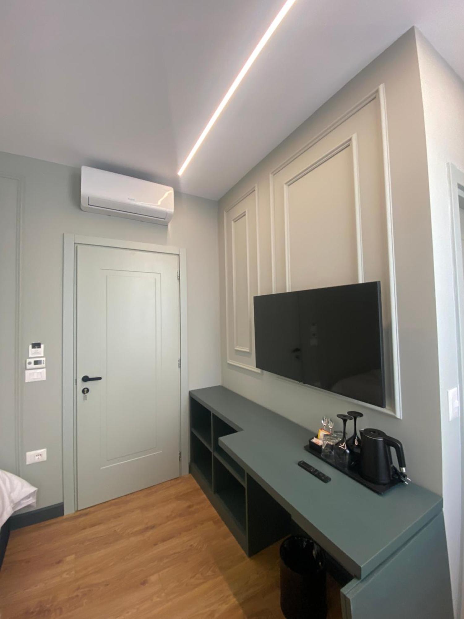 Tirana Central Rooms Exteriör bild