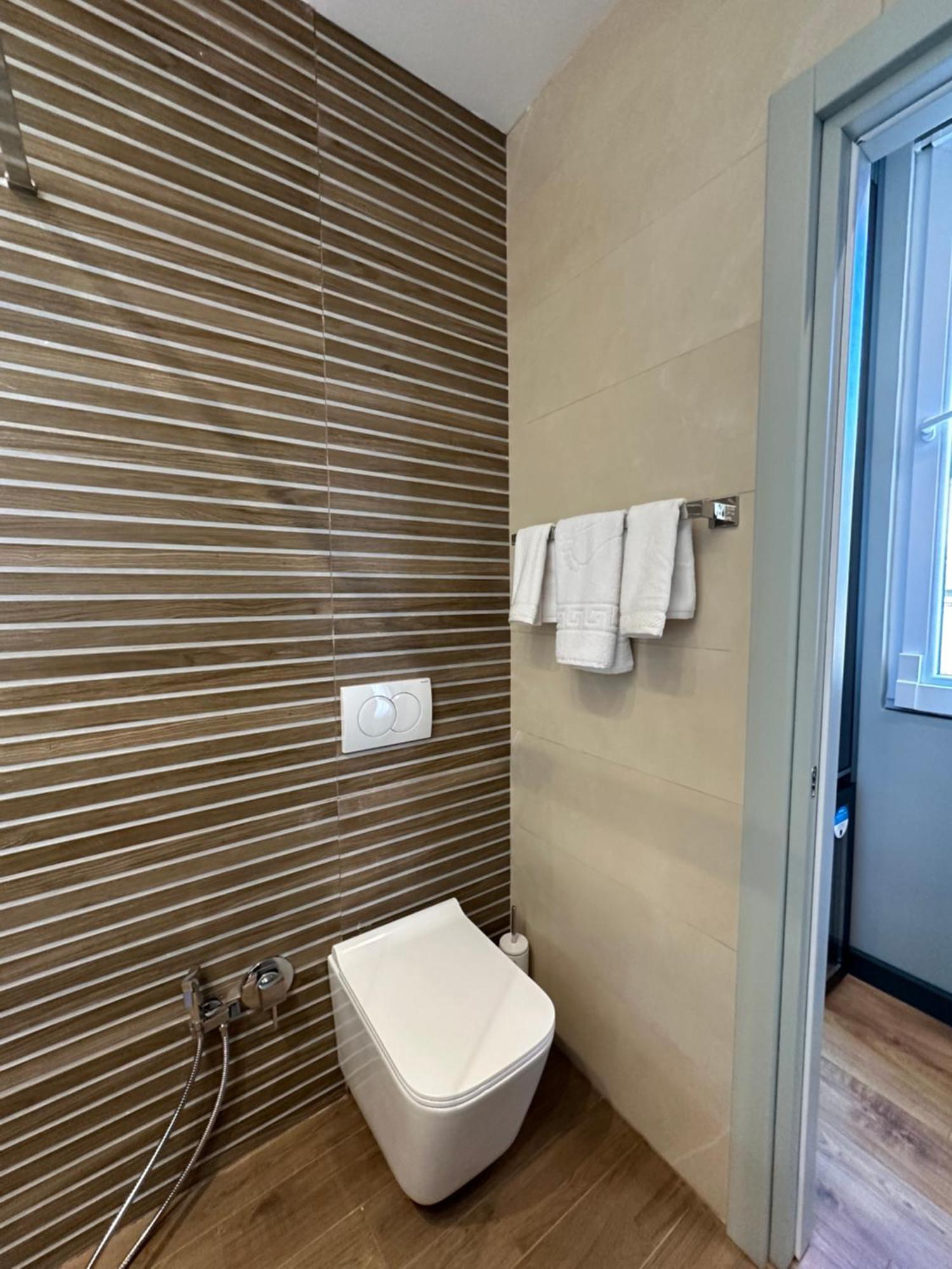 Tirana Central Rooms Exteriör bild