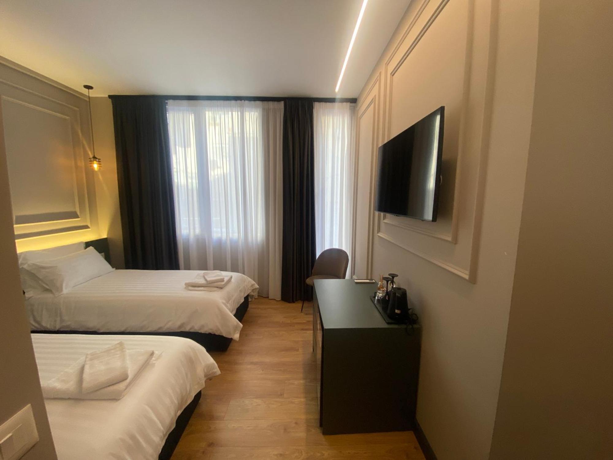 Tirana Central Rooms Exteriör bild
