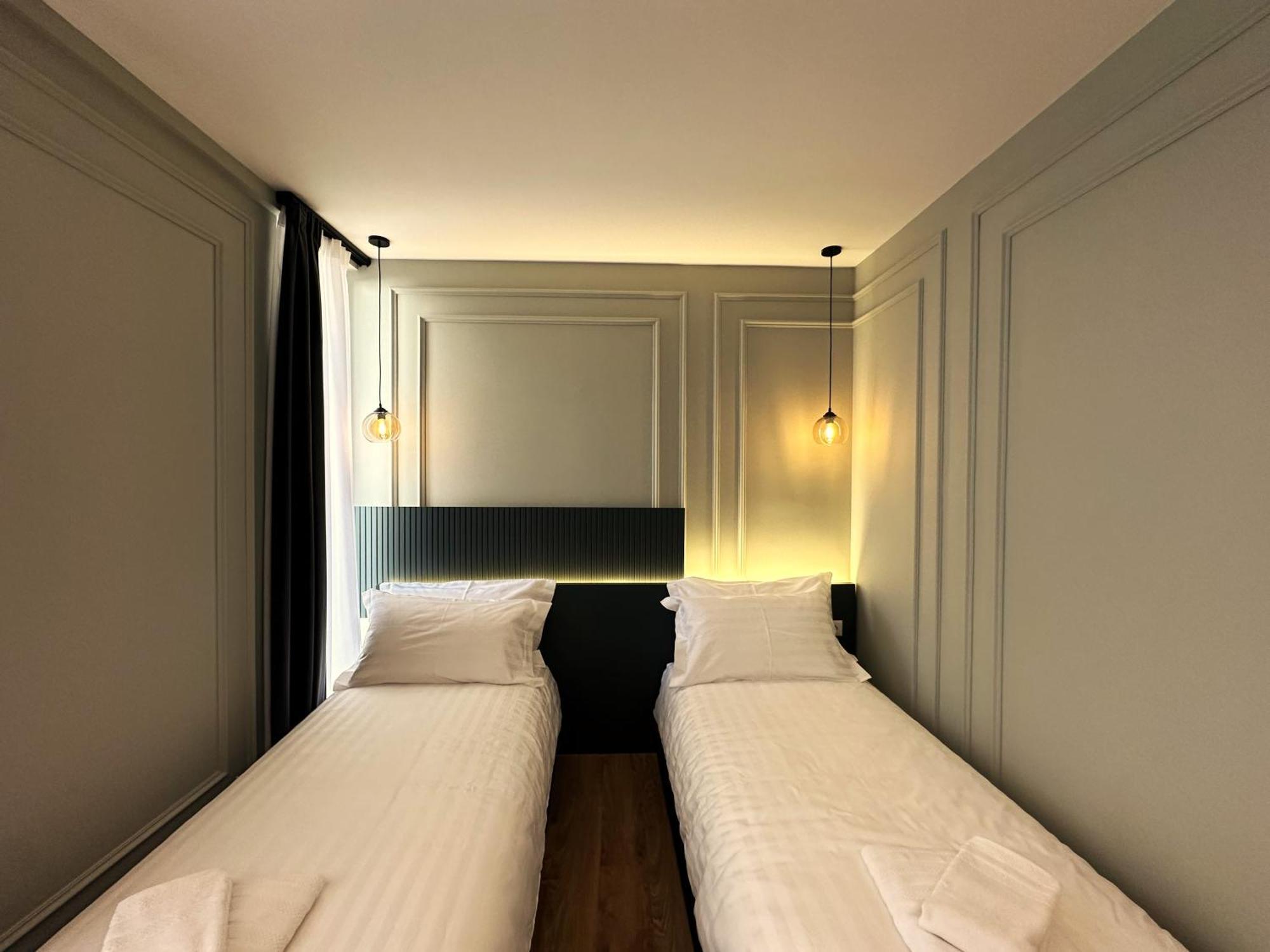 Tirana Central Rooms Exteriör bild