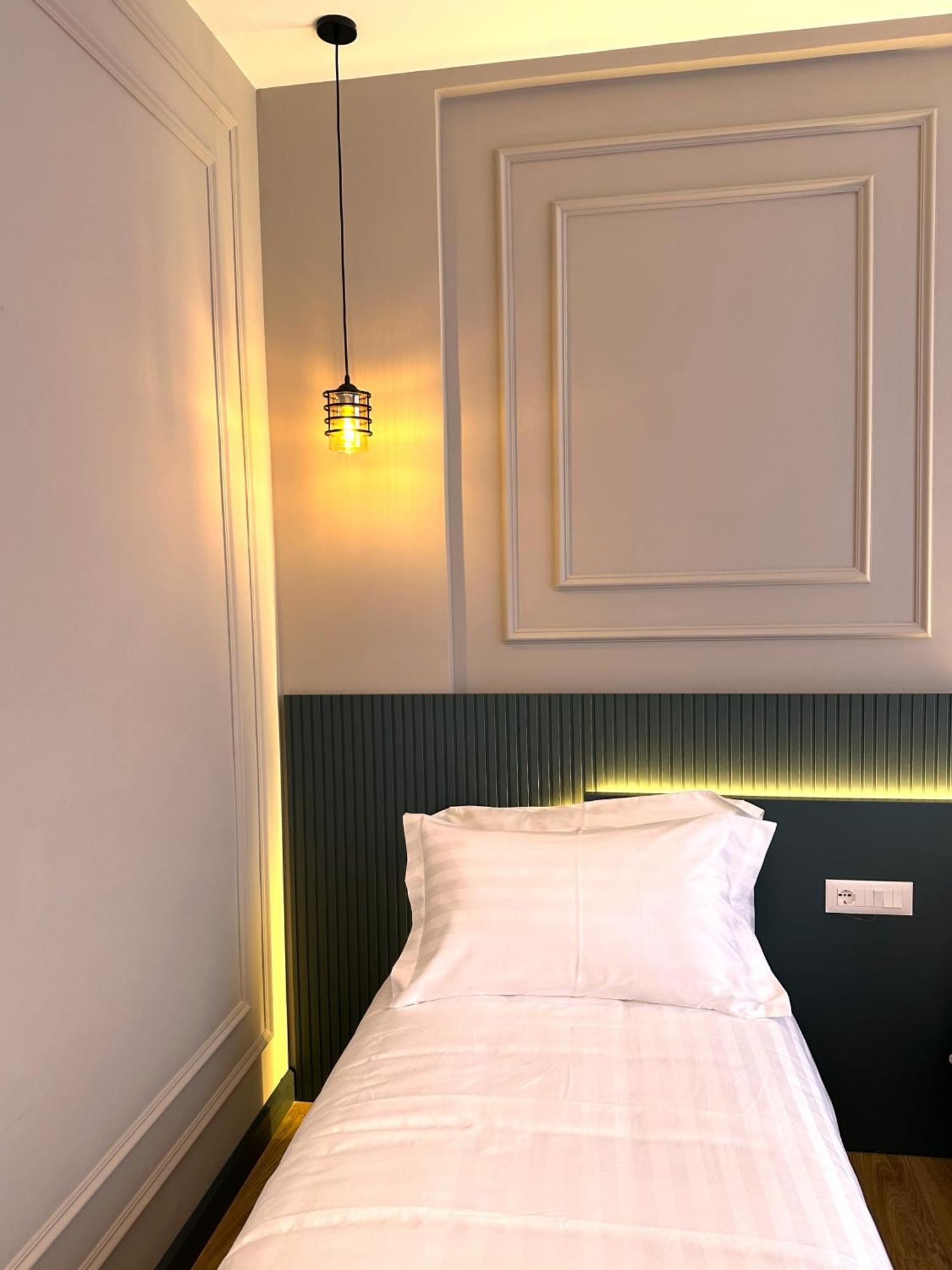 Tirana Central Rooms Exteriör bild