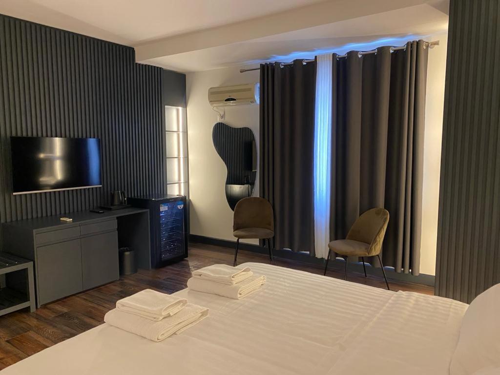 Tirana Central Rooms Exteriör bild